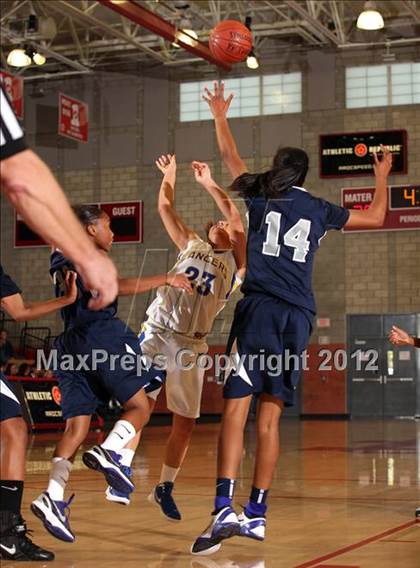 Thumbnail 2 in Avalon vs. Rolling Hills Prep (CIF SS D5A Final) photogallery.