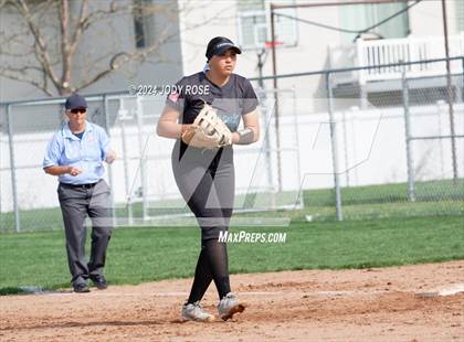 Thumbnail 2 in Farmington @ Syracuse photogallery.