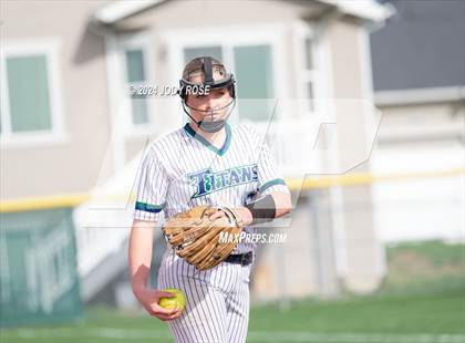 Thumbnail 2 in Farmington @ Syracuse photogallery.