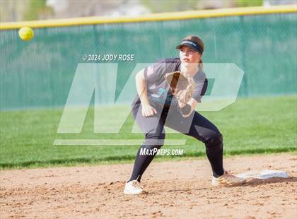 Thumbnail 2 in Farmington @ Syracuse photogallery.