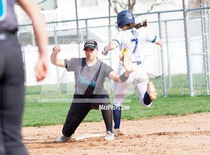 Thumbnail 3 in Farmington @ Syracuse photogallery.