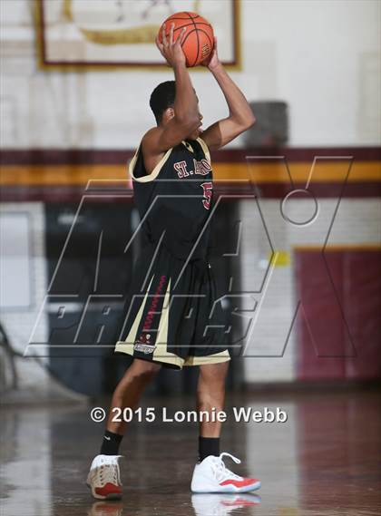 Thumbnail 3 in St. Anthony vs Mt. Vernon (Mt. Vernon Tournament) photogallery.