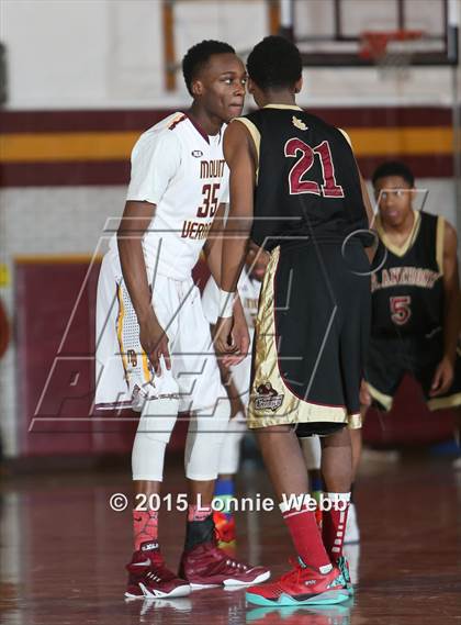 Thumbnail 3 in St. Anthony vs Mt. Vernon (Mt. Vernon Tournament) photogallery.