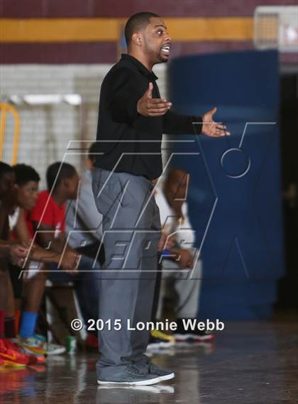Thumbnail 1 in St. Anthony vs Mt. Vernon (Mt. Vernon Tournament) photogallery.