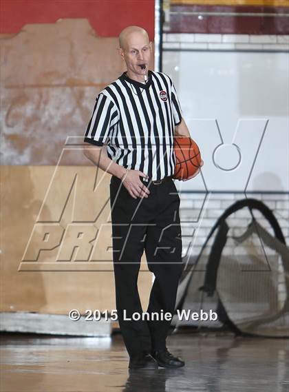 Thumbnail 2 in St. Anthony vs Mt. Vernon (Mt. Vernon Tournament) photogallery.