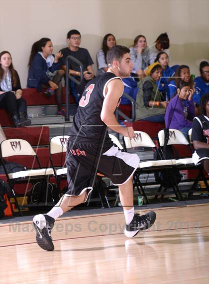 Thumbnail 3 in Cathedral City vs. Buckley (MaxPreps Holiday Classic) photogallery.