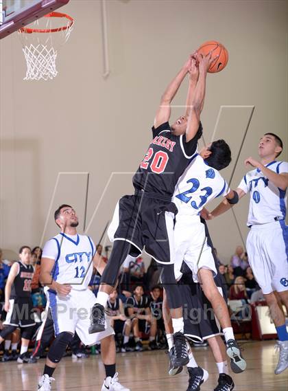 Thumbnail 1 in Cathedral City vs. Buckley (MaxPreps Holiday Classic) photogallery.