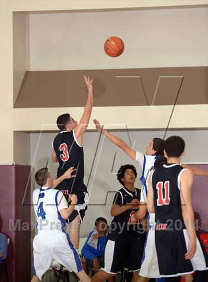 Thumbnail 2 in Cathedral City vs. Buckley (MaxPreps Holiday Classic) photogallery.
