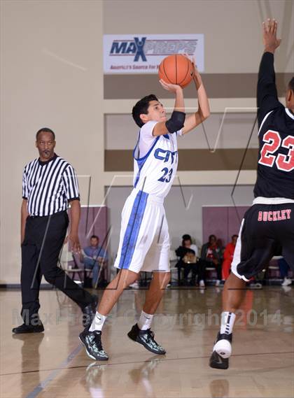 Thumbnail 3 in Cathedral City vs. Buckley (MaxPreps Holiday Classic) photogallery.