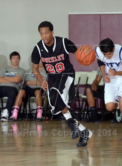 Thumbnail 1 in Cathedral City vs. Buckley (MaxPreps Holiday Classic) photogallery.