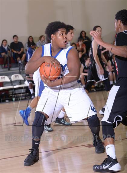 Thumbnail 1 in Cathedral City vs. Buckley (MaxPreps Holiday Classic) photogallery.