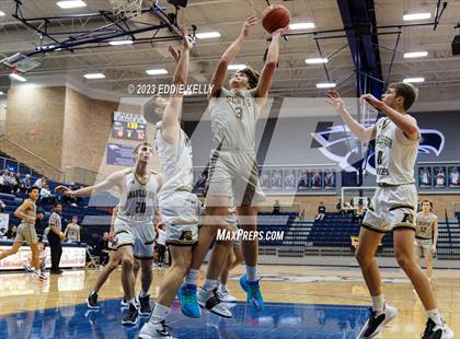 Thumbnail 1 in Amarillo vs. Highland Park (In-N-Out Tournament) photogallery.