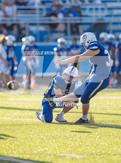 Thumbnail 1 in East Central @ Indianapolis Bishop Chatard photogallery.