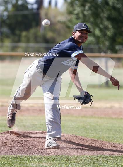 Thumbnail 3 in Burbank @ Monterey Trail photogallery.