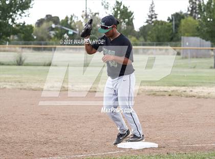 Thumbnail 2 in Burbank @ Monterey Trail photogallery.