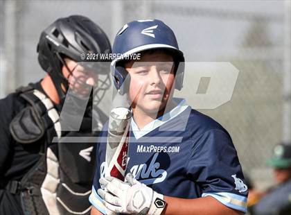 Thumbnail 1 in Burbank @ Monterey Trail photogallery.
