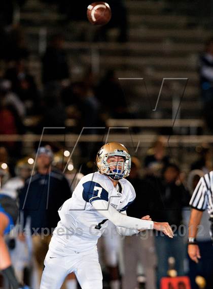 Thumbnail 3 in Vista Murrieta vs. Norco (CIF SS Playoffs) photogallery.