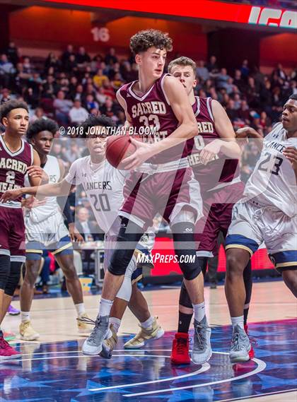 Thumbnail 3 in Sacred Heart vs. Notre Dame Catholic (CIAC D1 Final) photogallery.
