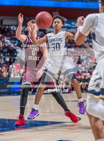 Thumbnail 1 in Sacred Heart vs. Notre Dame Catholic (CIAC D1 Final) photogallery.