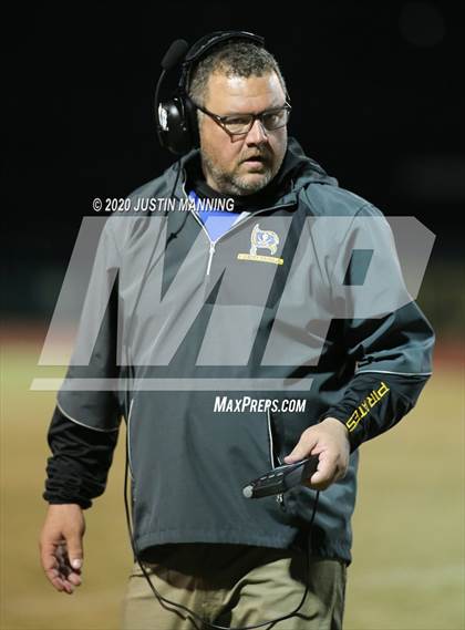 Thumbnail 2 in Gosnell vs. Dumas (AAA 4A 2nd Round Playoff) photogallery.