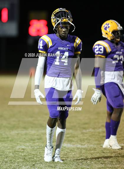 Thumbnail 3 in Gosnell vs. Dumas (AAA 4A 2nd Round Playoff) photogallery.