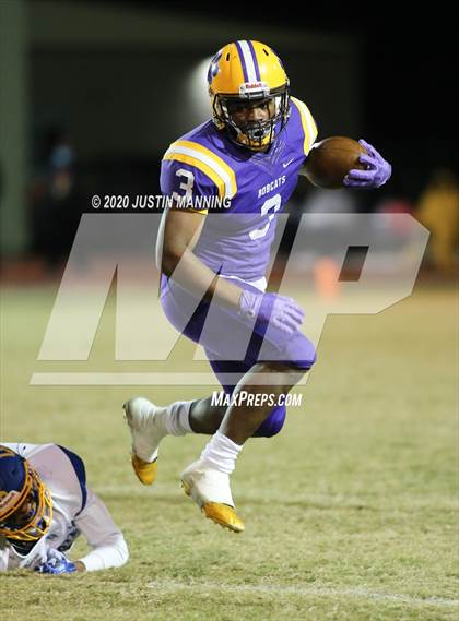 Thumbnail 1 in Gosnell vs. Dumas (AAA 4A 2nd Round Playoff) photogallery.