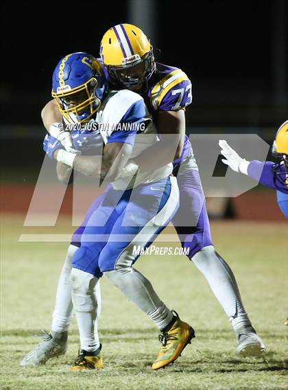 Thumbnail 2 in Gosnell vs. Dumas (AAA 4A 2nd Round Playoff) photogallery.