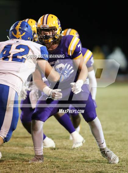 Thumbnail 3 in Gosnell vs. Dumas (AAA 4A 2nd Round Playoff) photogallery.
