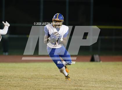 Thumbnail 3 in Gosnell vs. Dumas (AAA 4A 2nd Round Playoff) photogallery.