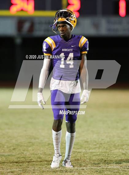 Thumbnail 2 in Gosnell vs. Dumas (AAA 4A 2nd Round Playoff) photogallery.