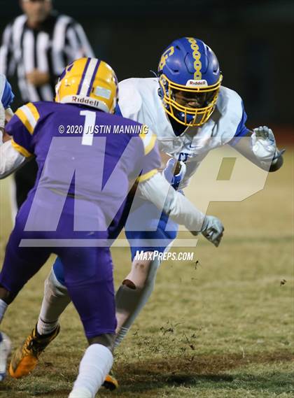 Thumbnail 3 in Gosnell vs. Dumas (AAA 4A 2nd Round Playoff) photogallery.
