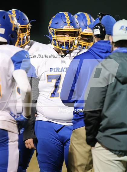 Thumbnail 3 in Gosnell vs. Dumas (AAA 4A 2nd Round Playoff) photogallery.