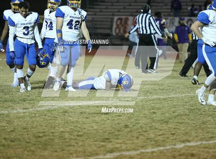 Thumbnail 3 in Gosnell vs. Dumas (AAA 4A 2nd Round Playoff) photogallery.
