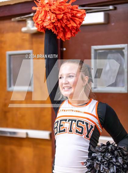 Thumbnail 2 in Elizabethton @ Happy Valley photogallery.