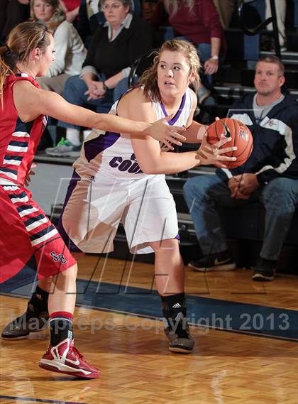 Thumbnail 2 in Sevier County vs  South-Doyle (District 2-AAA Playoff) photogallery.