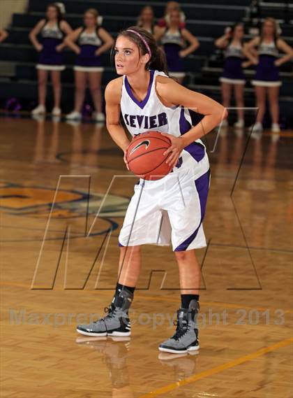 Thumbnail 3 in Sevier County vs  South-Doyle (District 2-AAA Playoff) photogallery.