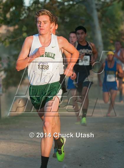 Thumbnail 2 in Clovis Invitational Division 2 5K Varsity Boys Race photogallery.