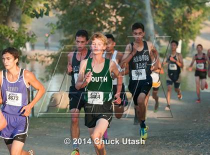 Thumbnail 3 in Clovis Invitational Division 2 5K Varsity Boys Race photogallery.