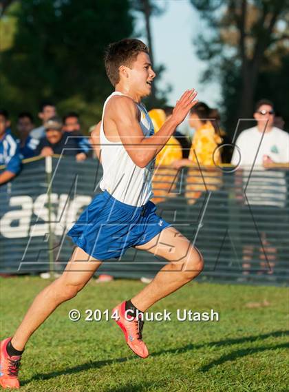 Thumbnail 2 in Clovis Invitational Division 2 5K Varsity Boys Race photogallery.