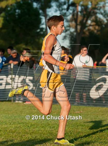 Thumbnail 2 in Clovis Invitational Division 2 5K Varsity Boys Race photogallery.