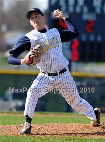 Thumbnail 1 in Lampeter-Strasburg @ Penn Manor photogallery.