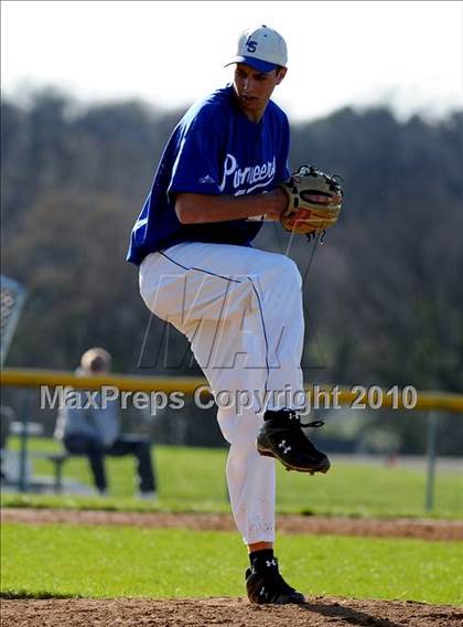 Thumbnail 2 in Lampeter-Strasburg @ Penn Manor photogallery.