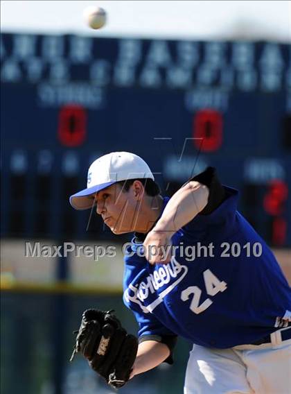Thumbnail 1 in Lampeter-Strasburg @ Penn Manor photogallery.