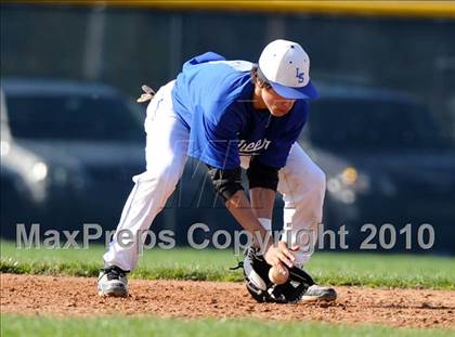 Thumbnail 2 in Lampeter-Strasburg @ Penn Manor photogallery.