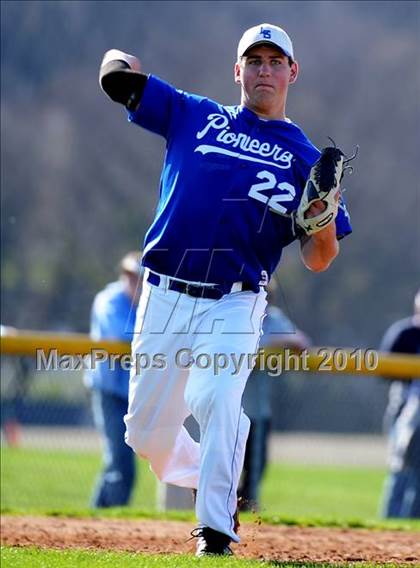 Thumbnail 3 in Lampeter-Strasburg @ Penn Manor photogallery.