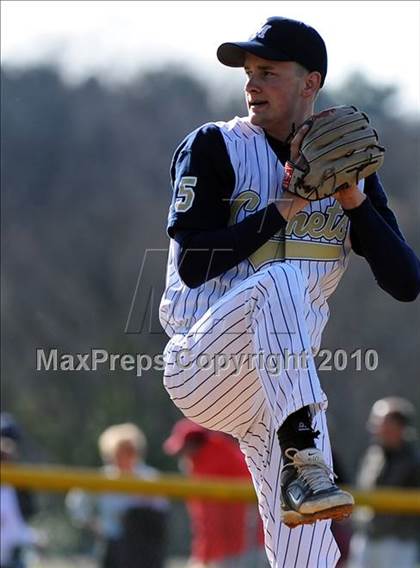 Thumbnail 2 in Lampeter-Strasburg @ Penn Manor photogallery.