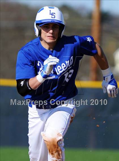 Thumbnail 1 in Lampeter-Strasburg @ Penn Manor photogallery.