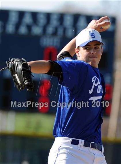 Thumbnail 2 in Lampeter-Strasburg @ Penn Manor photogallery.