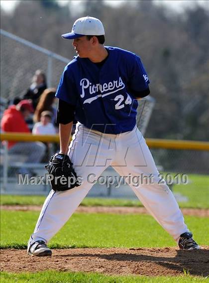 Thumbnail 1 in Lampeter-Strasburg @ Penn Manor photogallery.