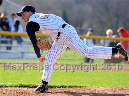 Thumbnail 2 in Lampeter-Strasburg @ Penn Manor photogallery.